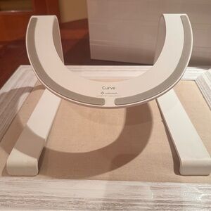 Curve White Laptop Stand